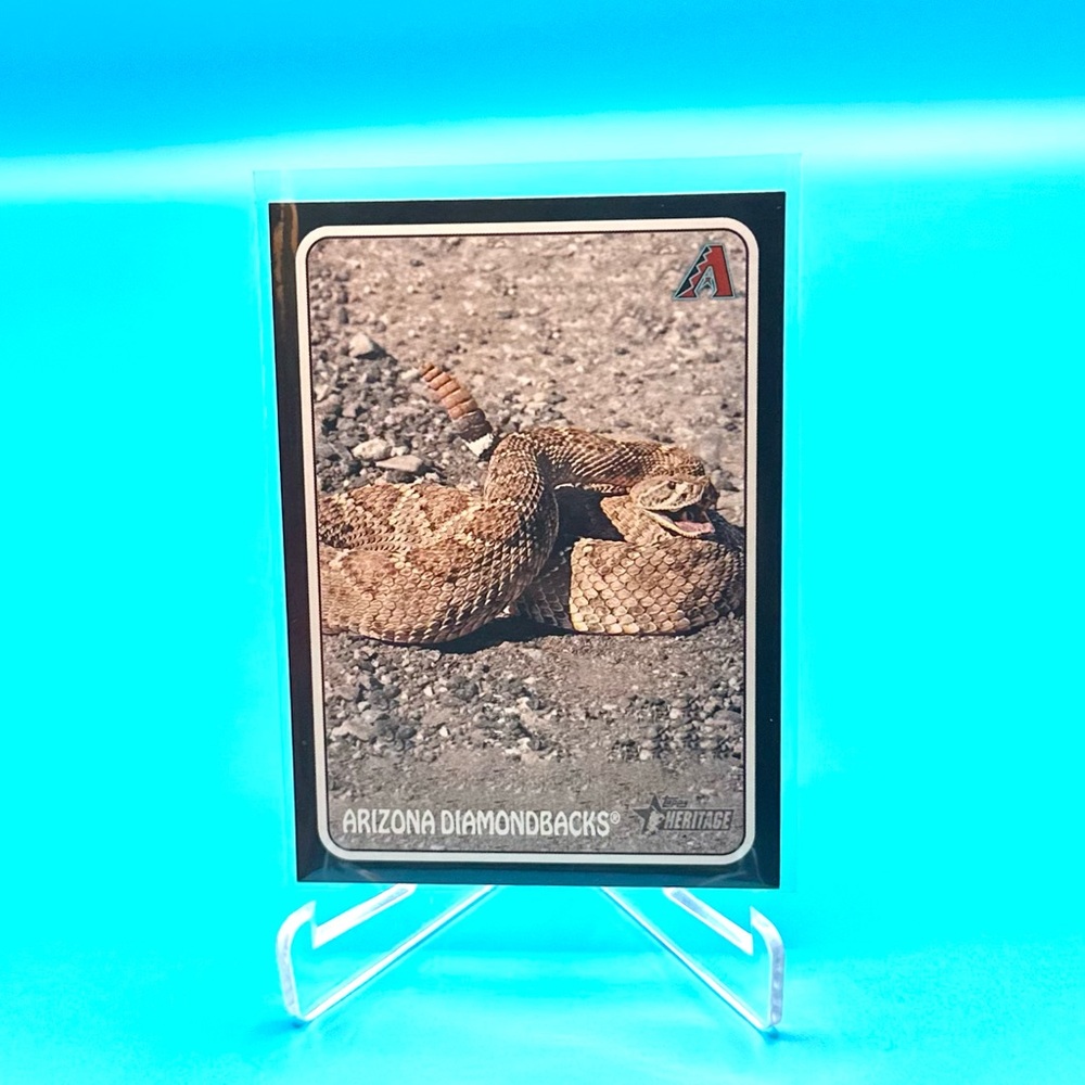 2024 TOPPS HERITAGE🔥ARIZONA DIAMONDBACKS RATTLESNAKE🔥#75Z-8
